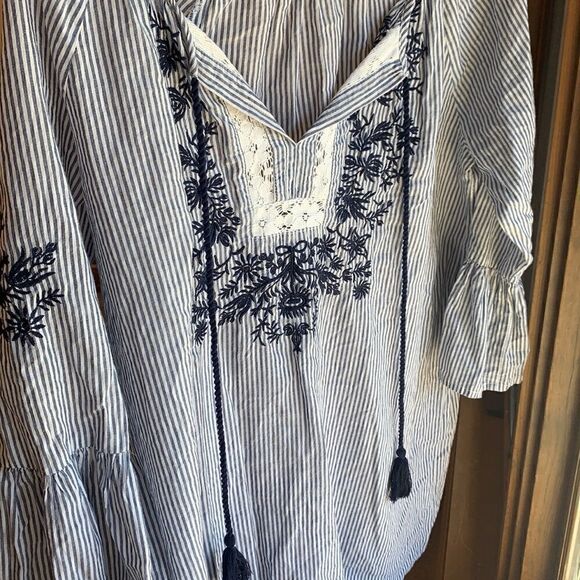 Blue island medium embroidered top stripes navy and white (g1) - Picture 5 of 5